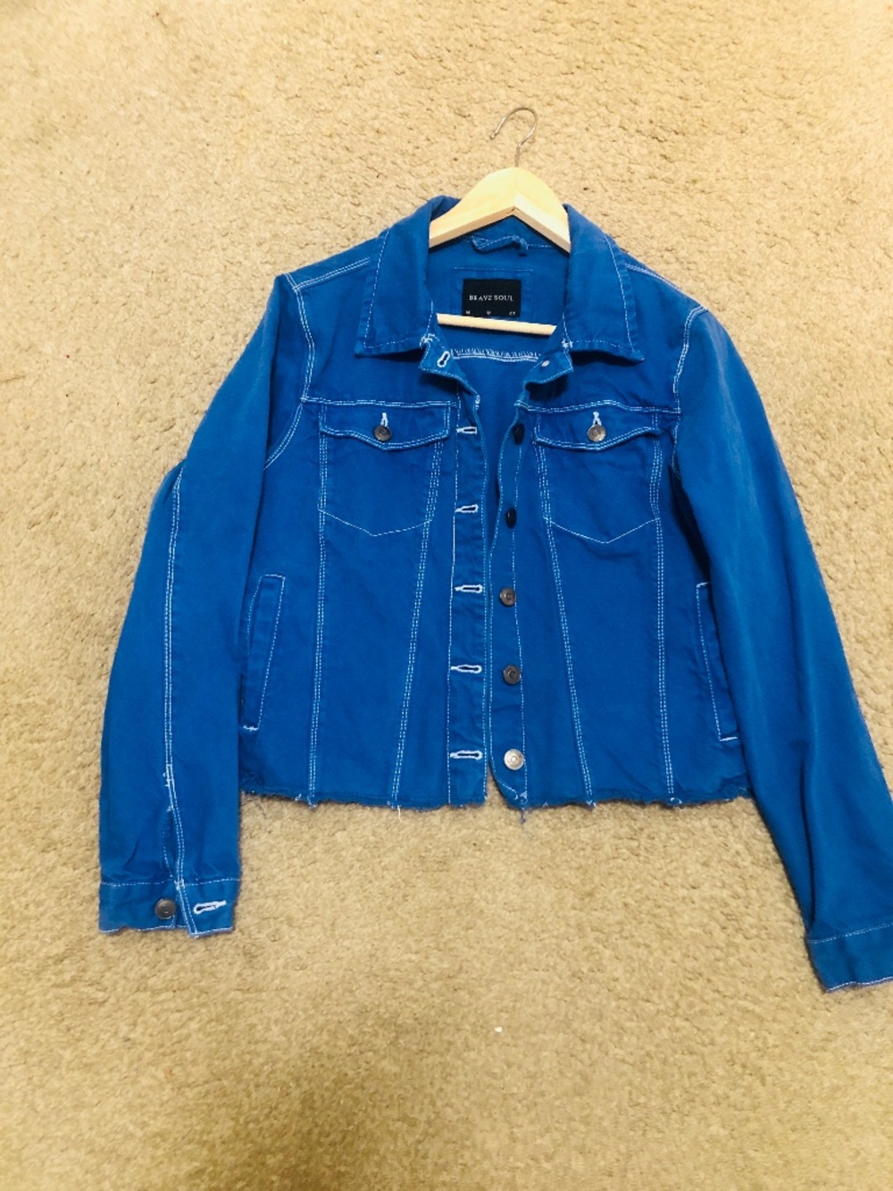Brave Soul, featuring a cropped, raw-hem style.Size M